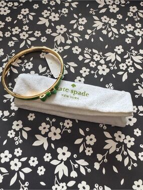 NWT! Kate Spade Green Bow Bangle
